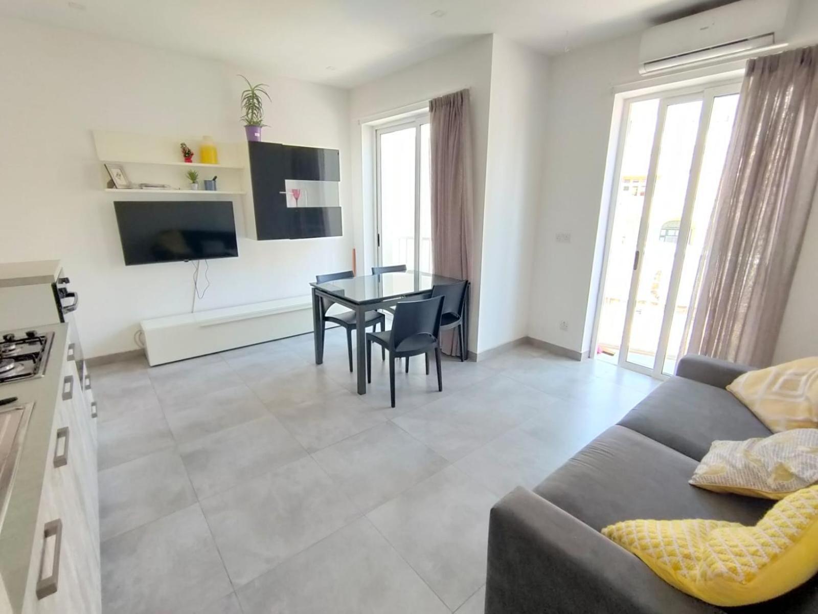 Апартаменты Cosy Seaside Apt, 200m From The Seafront